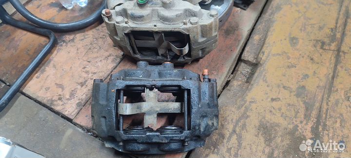 Суппорта от Nissan silvia