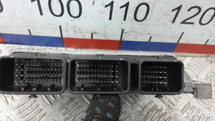 Блок управления двигателем Nissan Qashqai+2