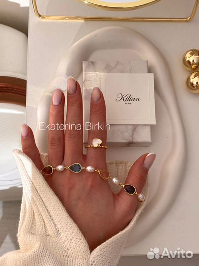 Браслет цветные камни с бусинами жемчужины