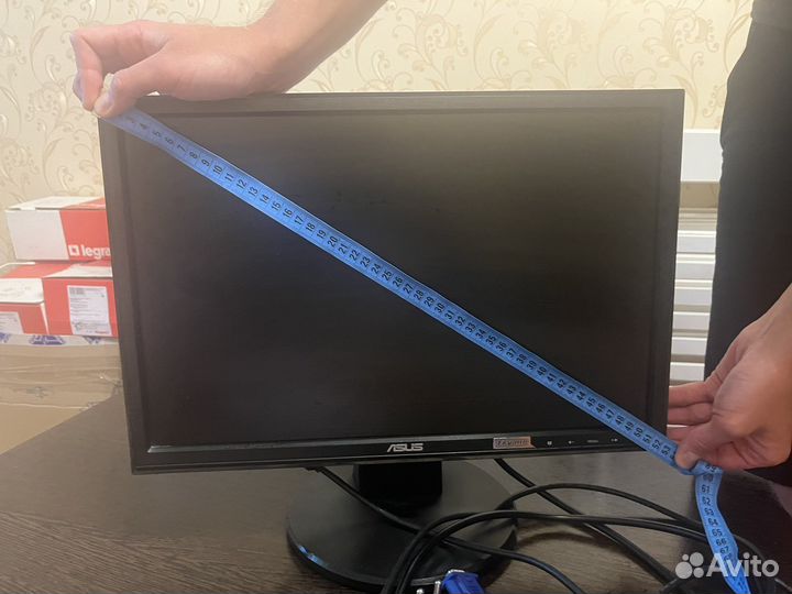 Монитор Asus