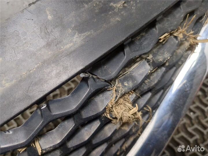 Решетка радиатора Chrysler Pacifica, 2020