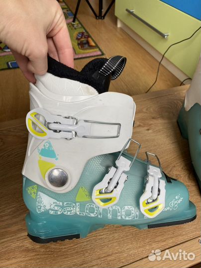 Горнолыжные ботинки Salomon