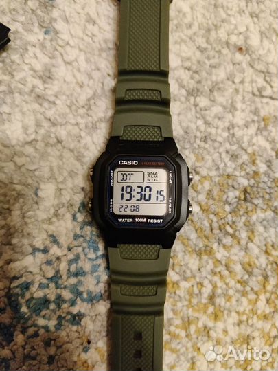 Часы Casio W-800m