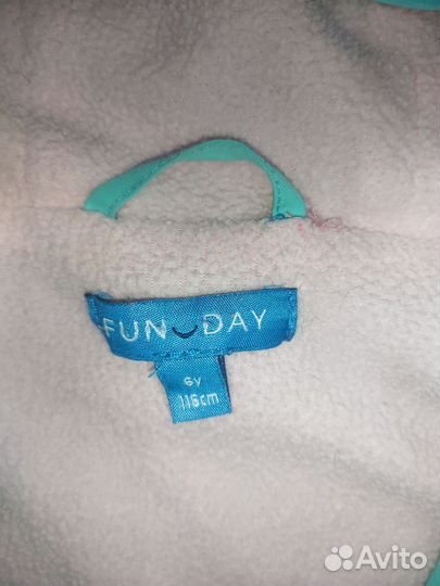 Ветровка на флисе для девочки 116