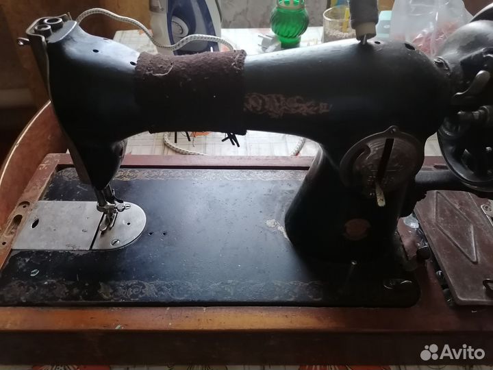 Швейная машинка подольская ручная