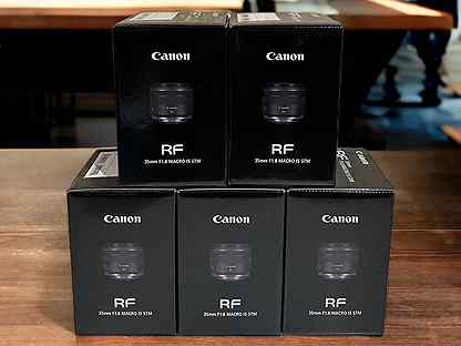 Canon RF 35mm F1.8 Macro IS STM новый