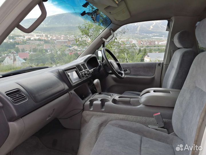 Mazda Bongo Friendee 2.5 AT, 2000, 370 000 км
