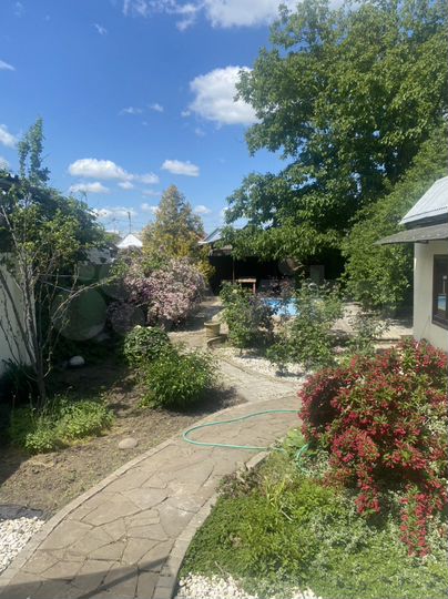 Дом 100 м² на участке 5 сот.