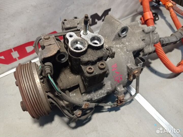 Компрессор кондиционера Honda Civic 8 4D FD3 LDA2