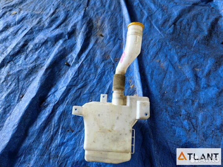 Бачок стеклоомывателя subaru forester