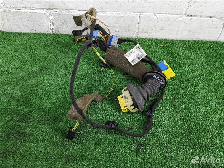 Проводка двери передней правой Citroen C4 Grand P