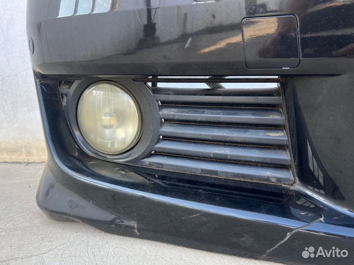 Бампер передний на Toyota Alphard