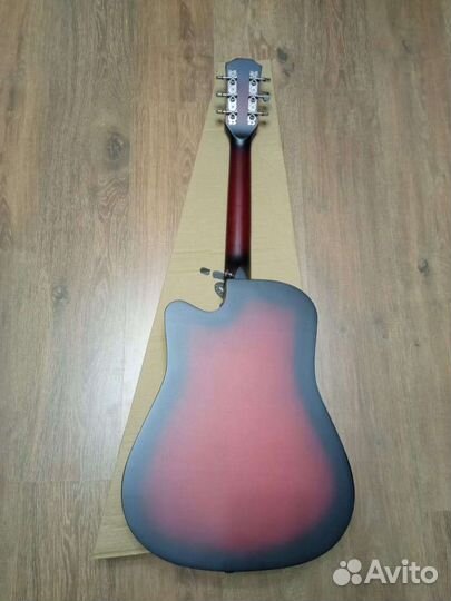 Гитара акустическая новая красная