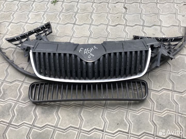 Решетка радиатора шкода Фабия