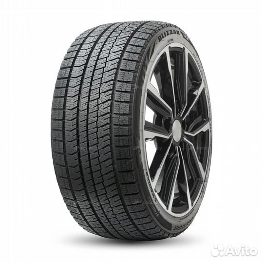 Bridgestone Blizzak Ice 215/60 R17 100T