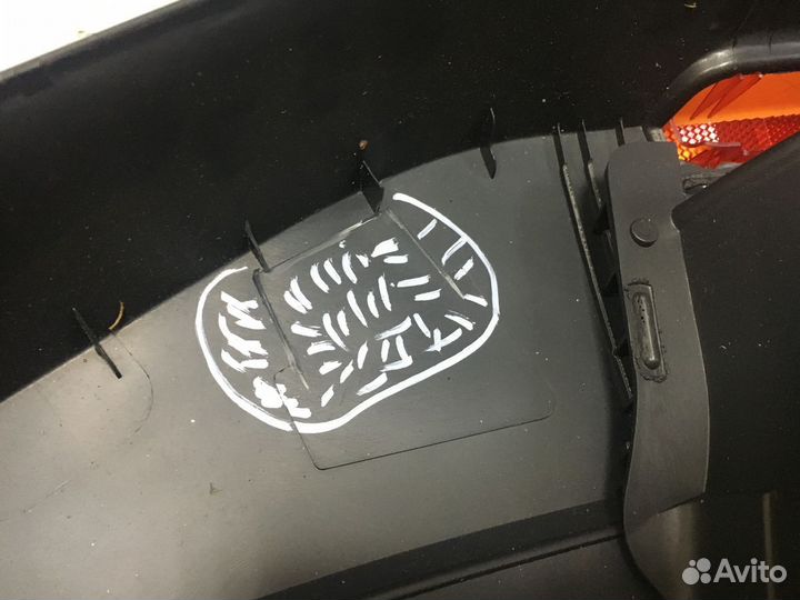 Обшивка двери задней левой Фольксваген Гольф 5