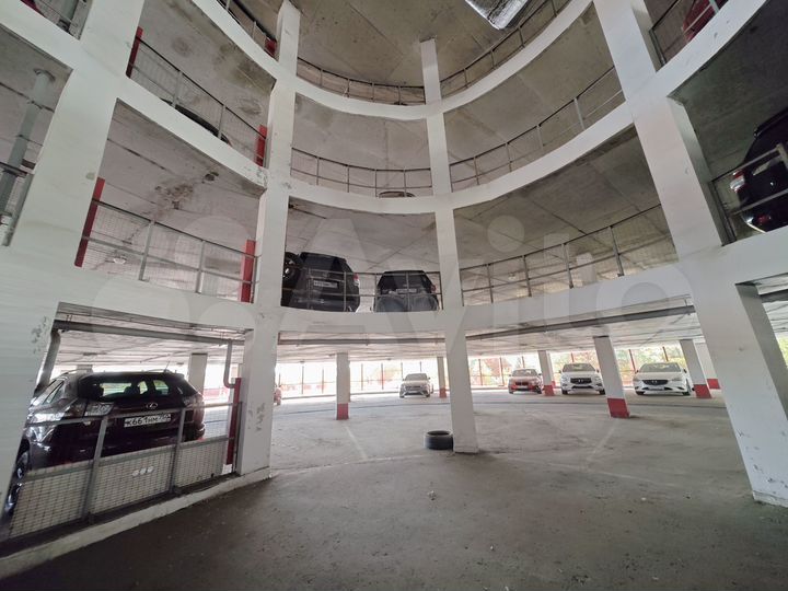 Машиноместо, 15 м²