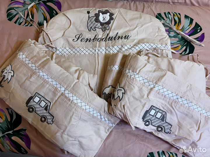 Бортики на кроватку