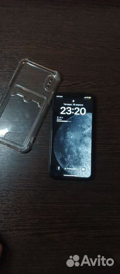 iPhone X, 64 ГБ