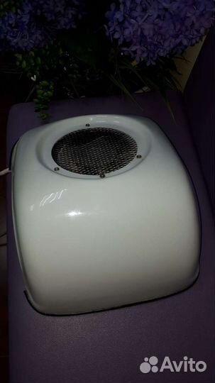 Маникюрный пылесос