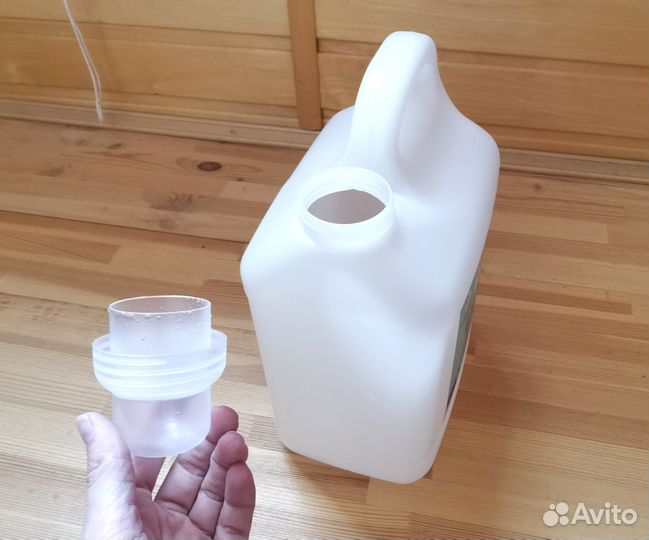 Канистра 5 литров бу цена за 3 штуки