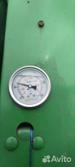 Пресс-подборщик John Deere 550, 1991