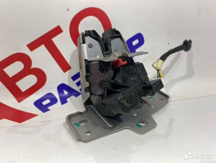 Замок багажника Geely Tugella