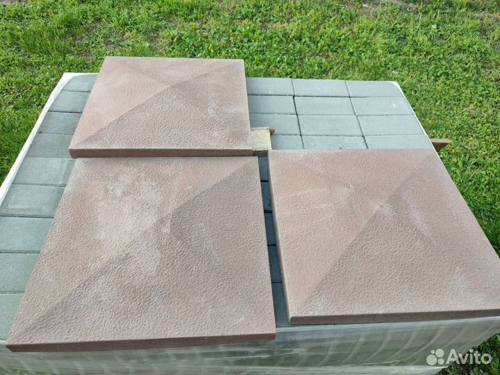 Крышки на колонны забора 50х50