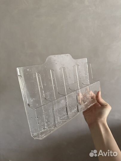 Пластиковый прозрачный держатель