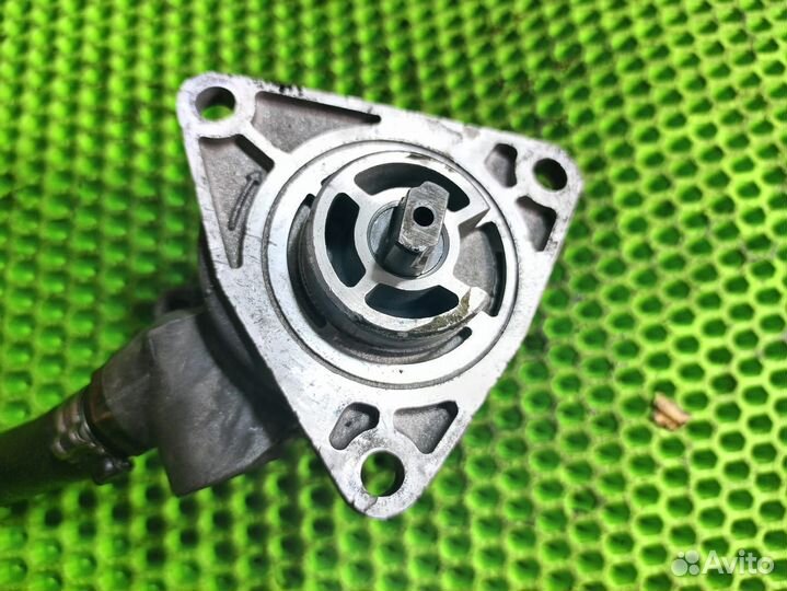 Насос вакуумный Alfa-Romeo