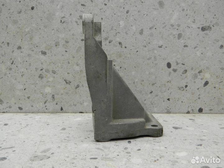 Кронштейн двигателя правый Infiniti EX/QX50 J50 20