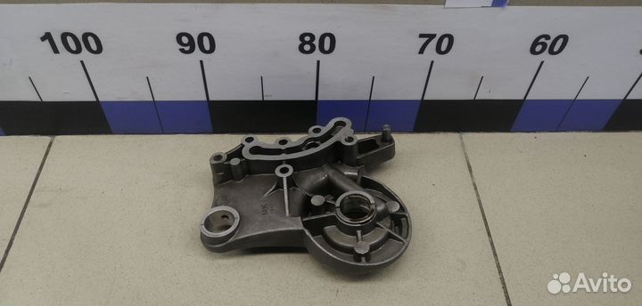 Крышка распредвала Tiguan 2011-2016