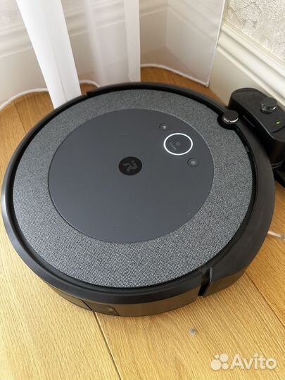 Робот пылесос irobot roomba i3