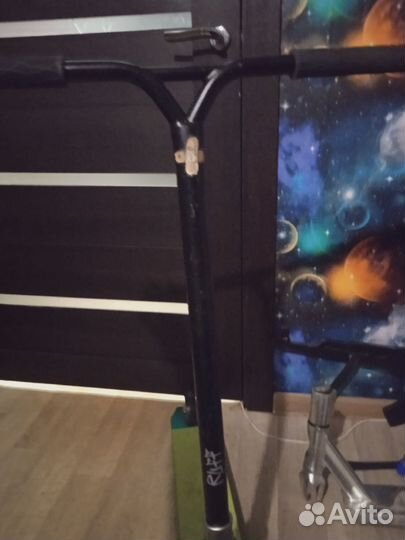 Продам трюковой самокат