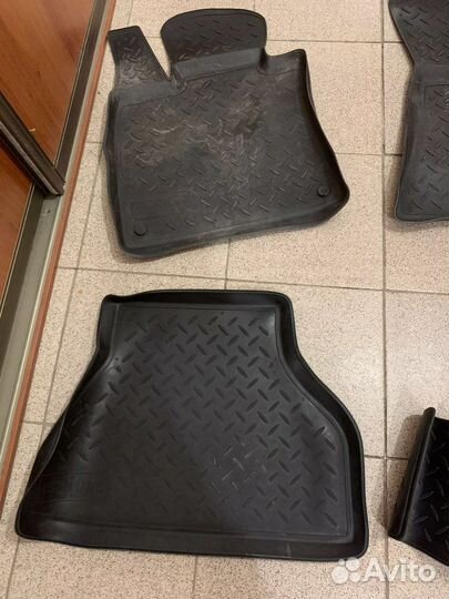 Автомобильные коврики резиновые bmw