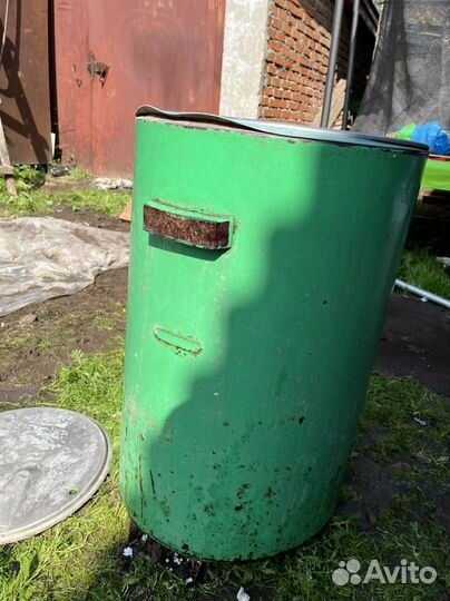 Стиральная машина и холодильник СССР