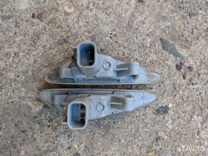 Поворотник Mazda 6GH