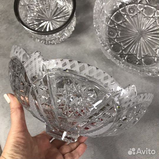 Салатник хрустальный (наличие в описании)