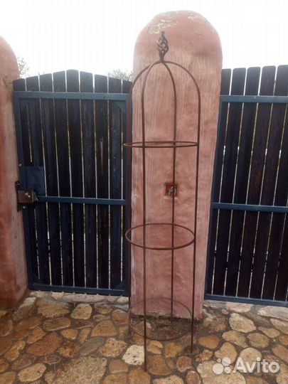 Опора по вьющиеся расстения