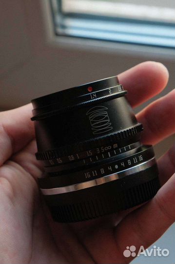 Объектив ttartisan 35mm f/1.4 fuji x mount