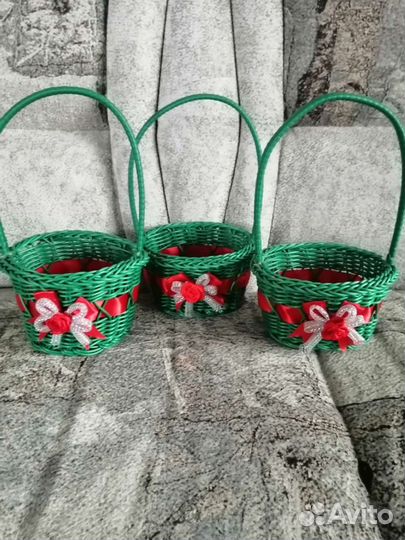 Корзинки плетеные