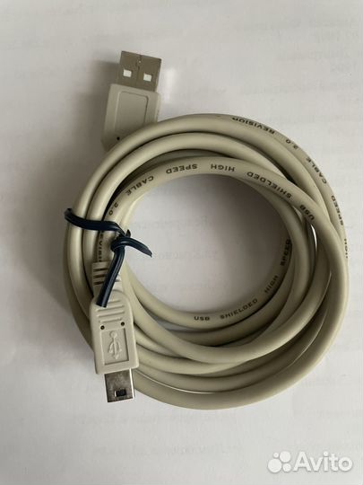 Кабель для компьютера