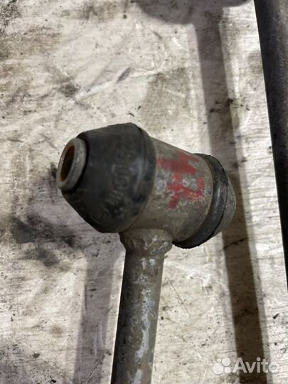 Стойка стабилизатора задняя Mercedes-Benz C-Class