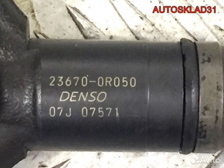 Форсунка дизельная Toyota Corolla Verso 236700R050