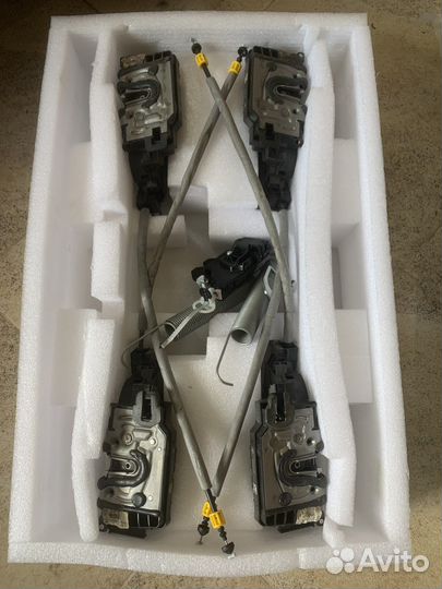 Замки дверей mercedes е