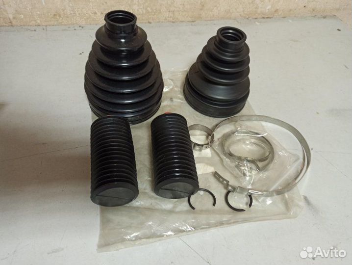 Комплект пыльников шруса Toyota Land Cruiser Prado