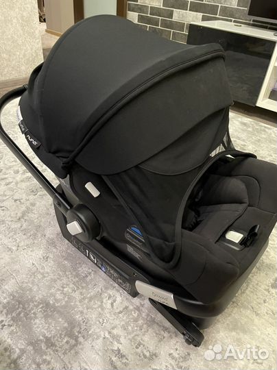 Bugaboo автокресло + база