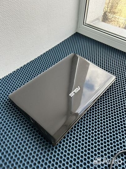 Ноутбук Asus Intel Core i3/HD/4gb/320gb/новая АКБ