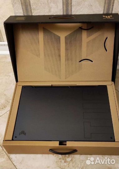 Новый Asus 17.3