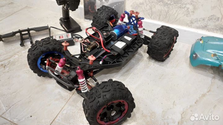 Машинка на радио управления evo-r